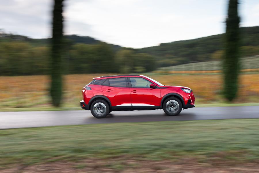 Peugeot 2008 2019 года  (WW) (фото 33 из 42)